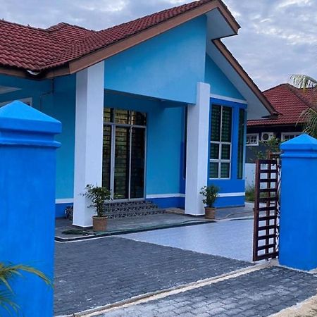 Seri Idaman Guest House Pasir Mas Екстериор снимка